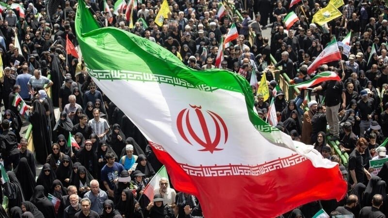 イラン外相「血は流しても国土と威厳は手放さなかった」／外務省報道官「殉教者は新たな英雄を生む種」