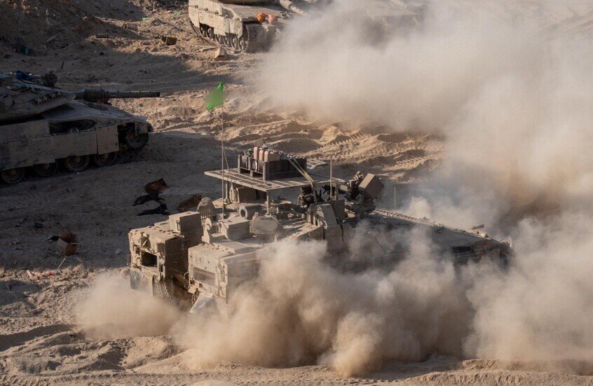 "قناة 12" العبرية: خلافات تسود الاجتماع بين القيادة العسكرية والسياسية بخصوص مواصلة الحرب في غزة