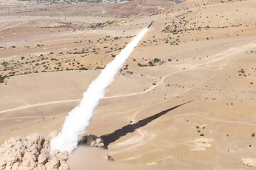 Dalawang pagsabog sa Beersheba matapos napag-obserbahan na ang Yemeni ay naglulunsad ng isang missile atake laban sa Israeli