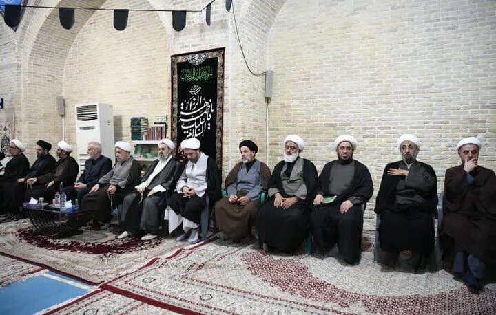 تصاویر| برگزاری مراسم سوگواری و عزاداری چهارمین روز محرم به میزبانی امام جمعه شیراز در مسجد شهدا