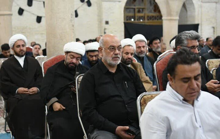 تصاویر| برگزاری مراسم سوگواری و عزاداری چهارمین روز محرم به میزبانی امام جمعه شیراز در مسجد شهدا