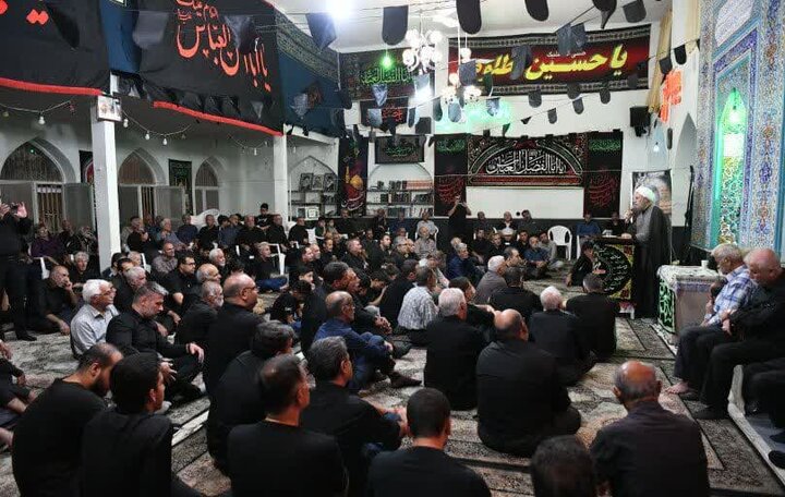 تصاویر| حضور نماینده ولی فقیه در فارس در جمع عزاداران هیئات مختلف شیراز