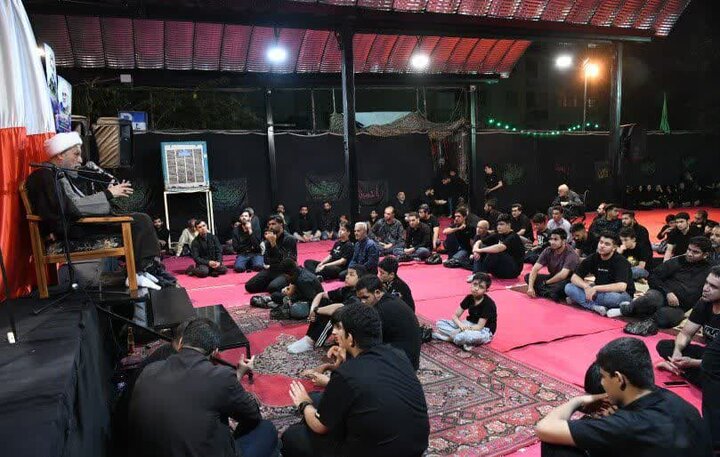 تصاویر| حضور نماینده ولی فقیه در فارس در جمع عزاداران هیئات مختلف شیراز