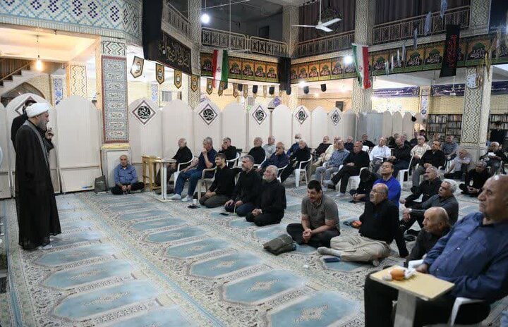 تصاویر| حضور نماینده ولی فقیه در فارس در جمع عزاداران هیئات مختلف شیراز