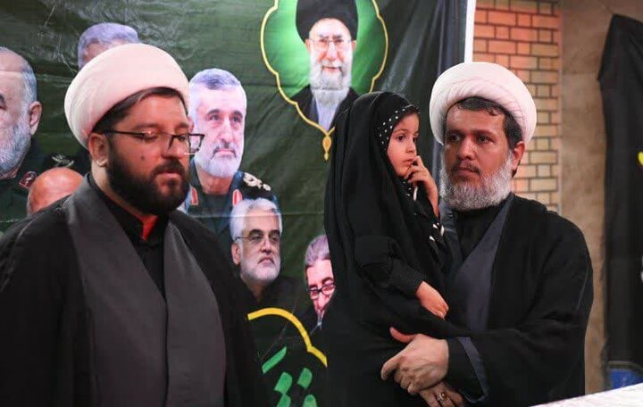 گزارش تصویری | حضور نماینده ولی فقیه در فارس در جمع عزاداران هیئات مختلف شیراز در شب پنجم محرم