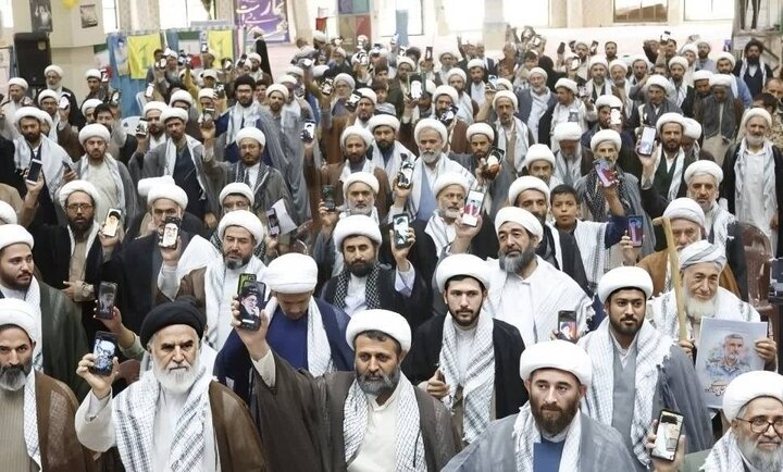 بیانیه شبکه امامت سراسر کشور درباره یاوه گویی‌های سران آمریکا/  کوچکترین فکر تعرضی، مشت آهنین زعمای بیدار جبهه اسلام را در پی خواهد داشت