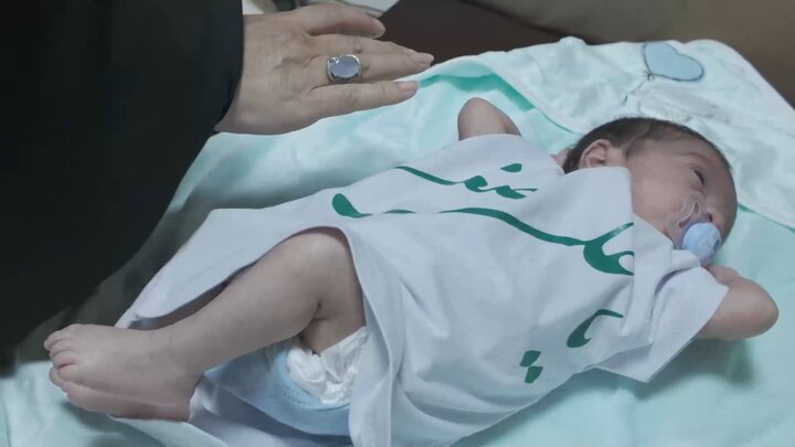 ویدیو | نگاهی به زندگی یتیمان بهزیستی در سایه جنگ / یتیمان در آغوش خانواده‌ها