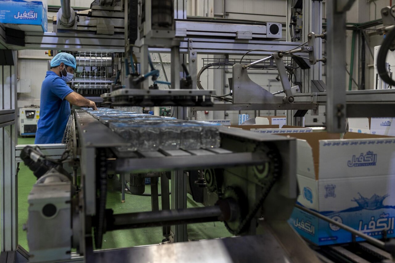 Al-Kafeel Water Factory boosts its production capacity for Muharram by installing two machines with a capacity of 60,000 cups per hour