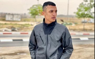 Israeli forces martyr young Palestinian at West Bank crossing