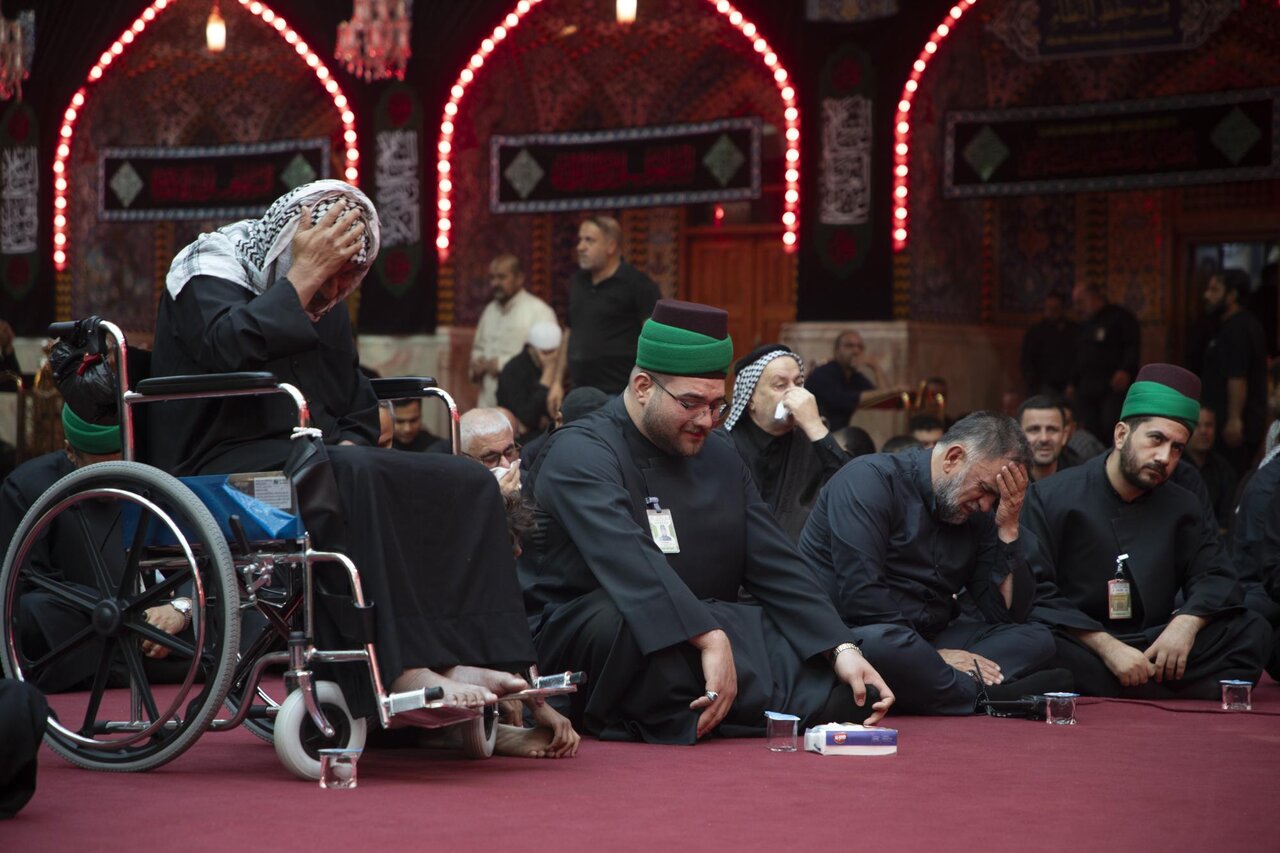 العتبة العباسية المقدسة تقيم مجلس عزاء في صحن مرقد أبي الفضل العباس (ع)