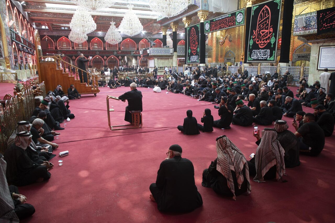 العتبة العباسية المقدسة تقيم مجلس عزاء في صحن مرقد أبي الفضل العباس (ع)