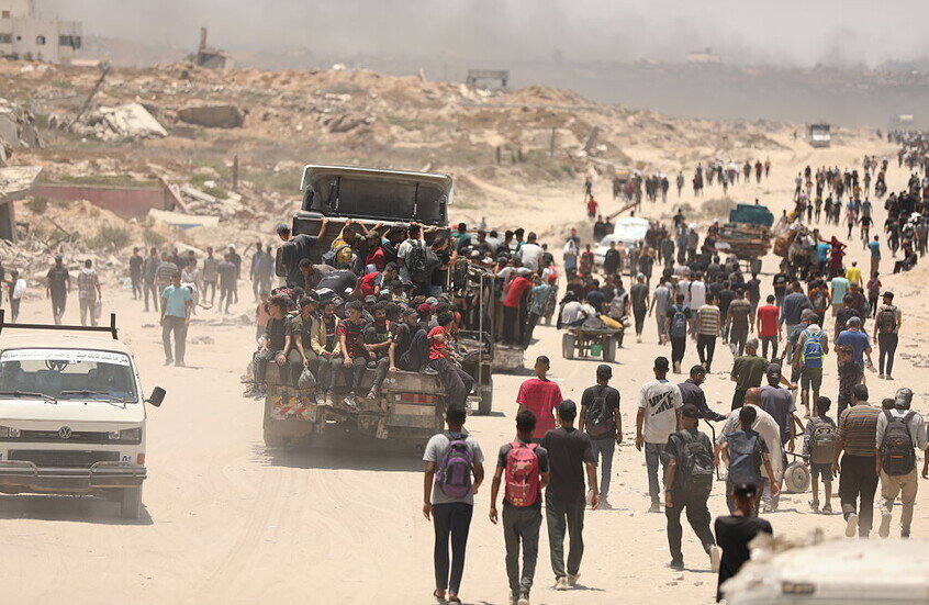 "حماس": قدمنا رؤية تفضي إلى صفقة شاملة