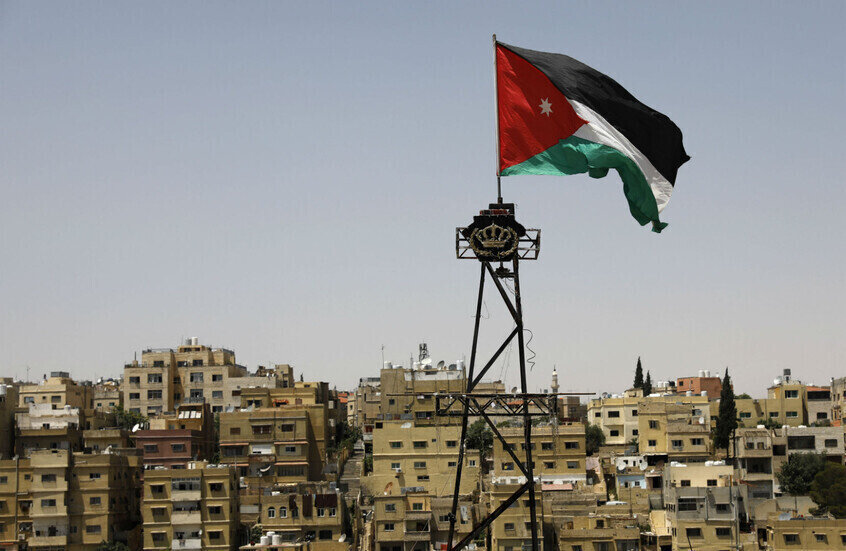 رابطة علماء الأردن تستنكر التصريحات الرسمية حول "اختيار الخمور"