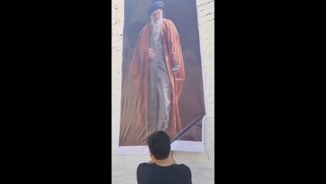 Ang Pag-tanggal ng Poster ni Ayatollah Khamenei ay Nagdulot ng Kagalitan: Nakipaglaban ang Komunidad ng mga Shiah sa Administrasyon