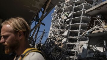 イランのミサイル攻撃後の占領地における建物破壊の衝撃写真10選