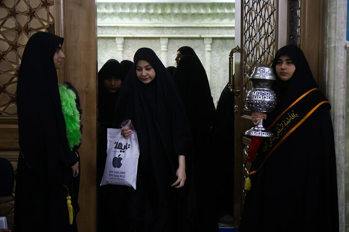 گزارش تصویری | برپایی خیمه عزای محرم هیئت معصومانه حرم بانوی کرامت