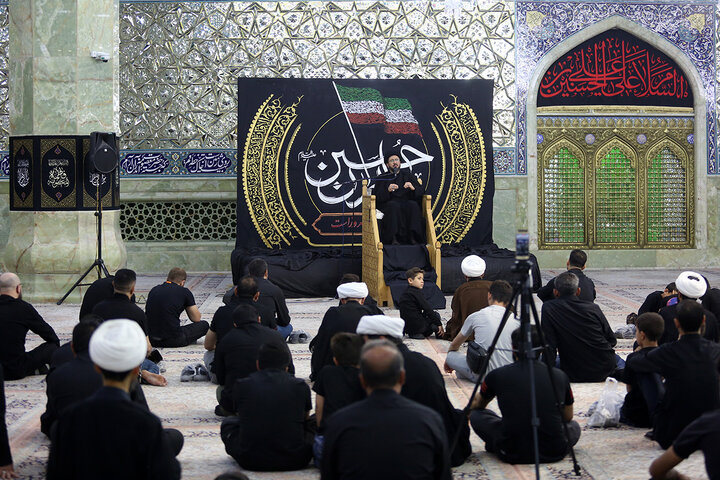 گزارش تصویری | عزاداری اباعبدالله الحسین(ع) به زبان عربی در حرم قم