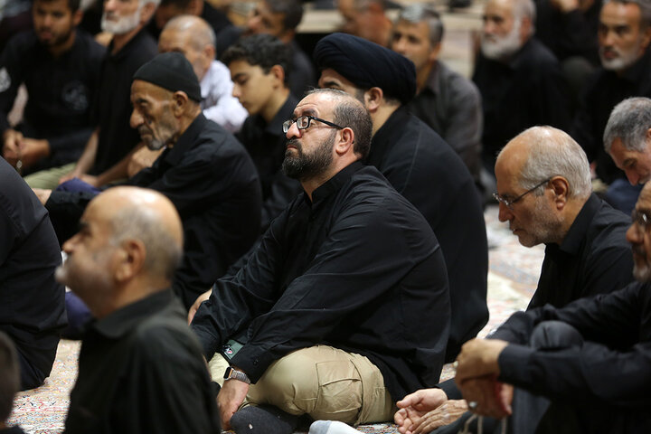 گزارش تصویری | مجلس عزاداری ظهر روز چهارم محرم در حرم حضرت معصومه (س)