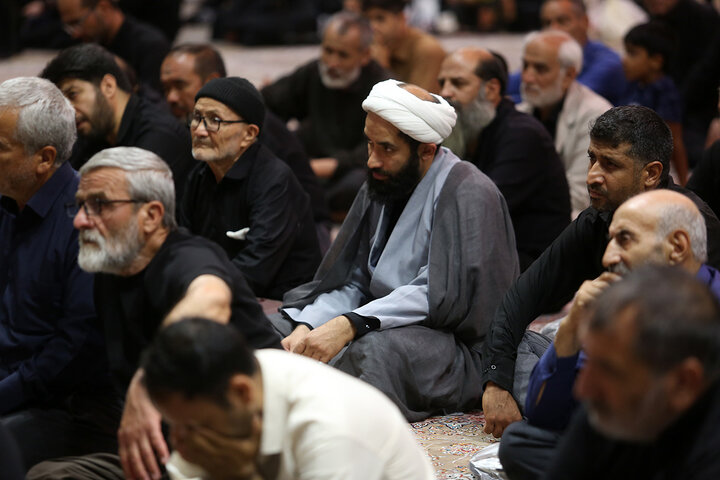 گزارش تصویری | مجلس عزاداری ظهر روز چهارم محرم در حرم حضرت معصومه (س)