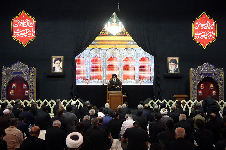 گزارش تصویری | مجلس عزاداری ظهر روز چهارم محرم در حرم حضرت معصومه (س)