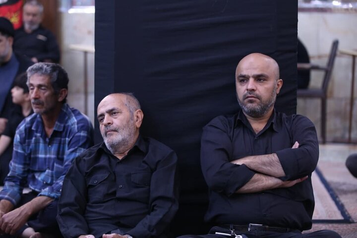 تقرير مصور/ مجلس عزاء حسيني في حرم السيد "علاء الدين الحسين(ع)" بمدينة شيراز الإيرانية