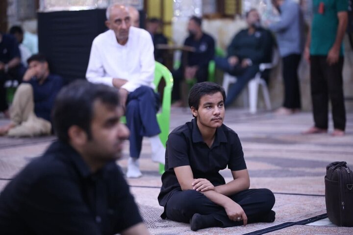 تقرير مصور/ مجلس عزاء حسيني في حرم السيد "علاء الدين الحسين(ع)" بمدينة شيراز الإيرانية