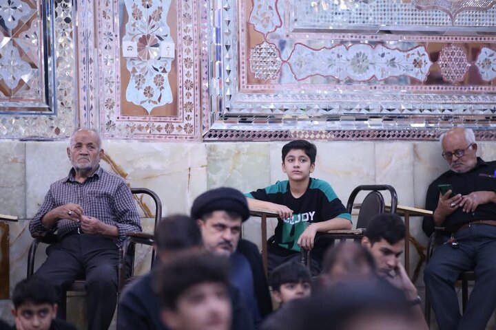 تقرير مصور/ مجلس عزاء حسيني في حرم السيد "علاء الدين الحسين(ع)" بمدينة شيراز الإيرانية