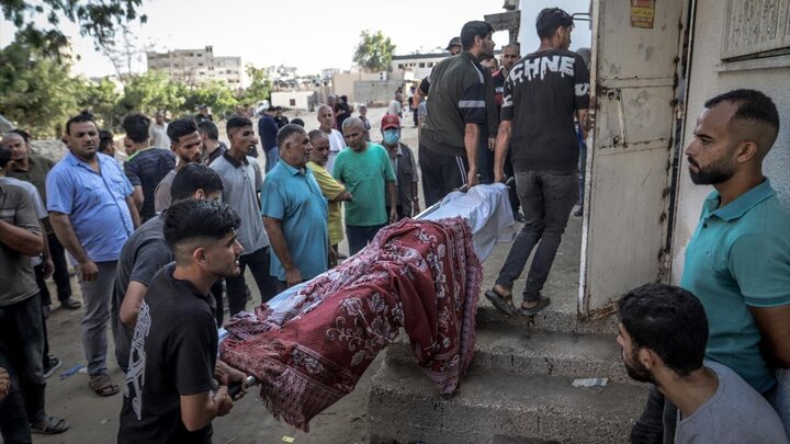 Informe fotográfico |  Continúan los crímenes de los militares sionistas en Gaza