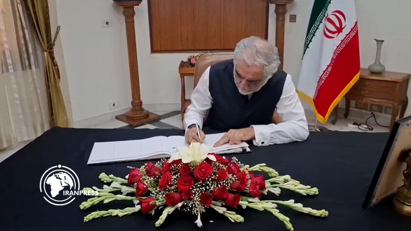 Foreign diplomats in New Delhi pay tribute to Iranian martyrs