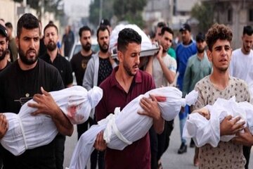 غزہ: صہیونی جارحیت میں شہید ہونے والوں کی تعداد 57 ہزار سے تجاوز کرگئی