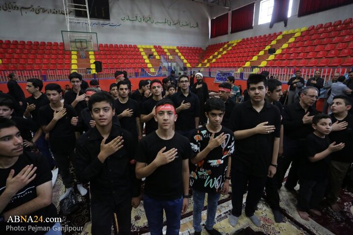 سوگواره دانش آموزی «احلی من العسل» در شهر اصفهان