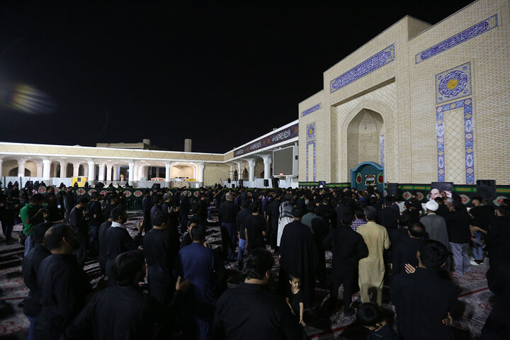 گزارش تصویری | مراسم عزاداری امام حسین(ع) به زبان اردو در حرم مطهر بانوی کرامت