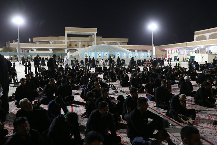 گزارش تصویری | مراسم عزاداری امام حسین(ع) به زبان اردو در حرم مطهر بانوی کرامت