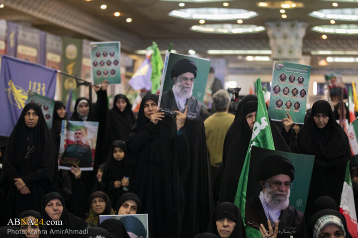 مراسم بزرگداشت شهدای اقتدار ایران در تهران