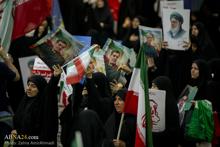 مراسم بزرگداشت شهدای اقتدار ایران در تهران