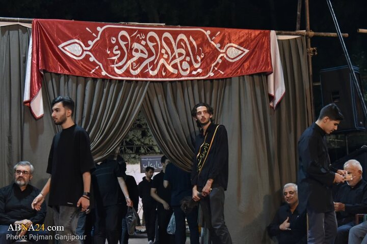 مراسم عزاداری دهه اول محرم در هیئت انصارالمهدی(عج) اصفهان