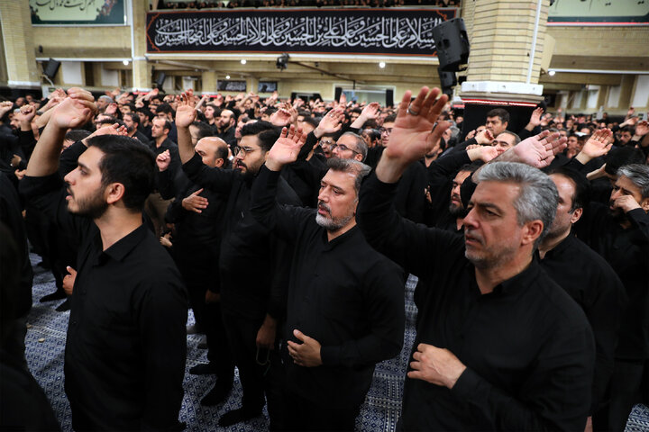 Photos: First night of Muharram mourning ceremonies held at Imam Khomeini (ra) Hussainiyah
