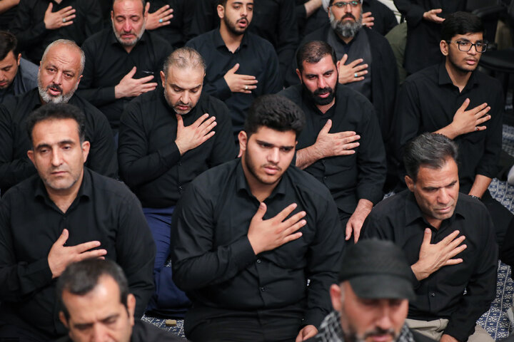 Photos: First night of Muharram mourning ceremonies held at Imam Khomeini (ra) Hussainiyah