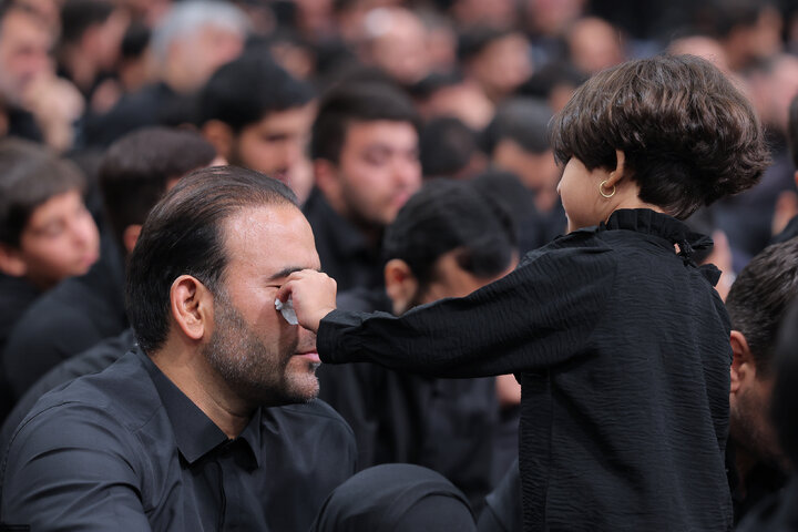 Photos: First night of Muharram mourning ceremonies held at Imam Khomeini (ra) Hussainiyah
