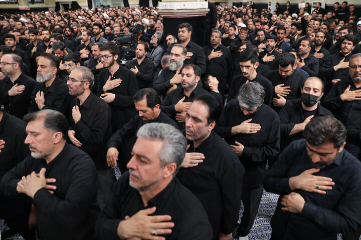 Photos: First night of Muharram mourning ceremonies held at Imam Khomeini (ra) Hussainiyah