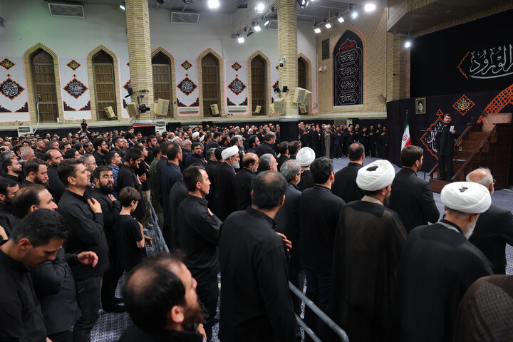 Photos: First night of Muharram mourning ceremonies held at Imam Khomeini (ra) Hussainiyah