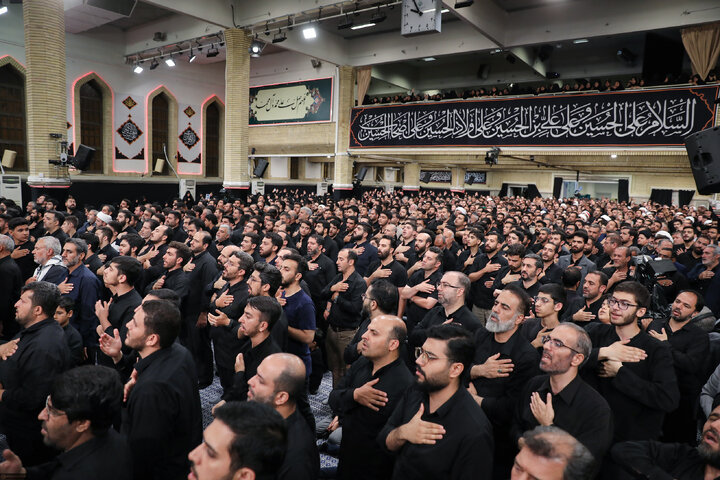 Photos: First night of Muharram mourning ceremonies held at Imam Khomeini (ra) Hussainiyah
