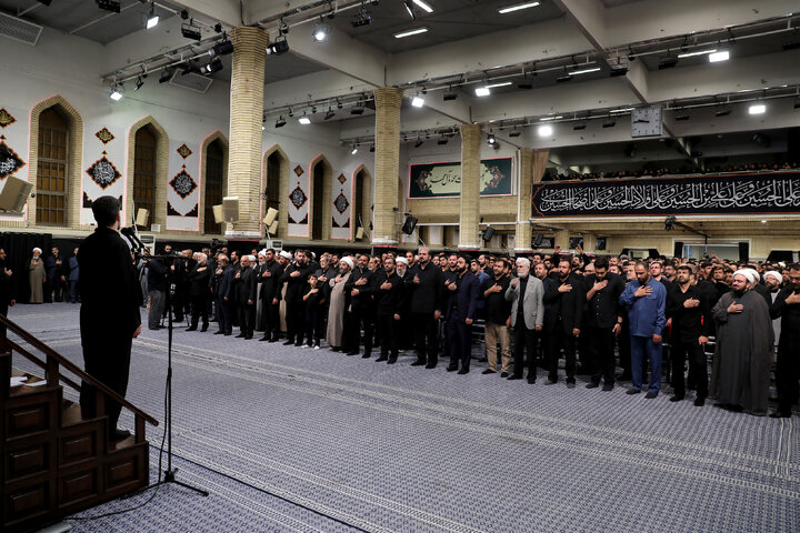 Photos: First night of Muharram mourning ceremonies held at Imam Khomeini (ra) Hussainiyah