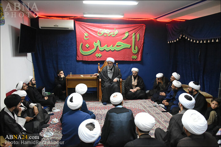 گزارش تصویری| نشست جمعی از طلاب گروه‌های جهادی و تبلیغی با آیت‌الله رمضانی