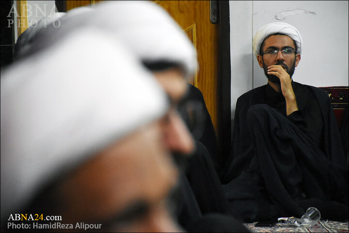 گزارش تصویری| نشست جمعی از طلاب گروه‌های جهادی و تبلیغی با آیت‌الله رمضانی