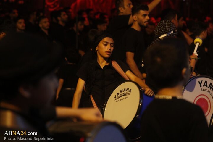 مراسم عزاداری حسینی «شاخسی واخسی» در محله کوچه باغ شهر تبریز