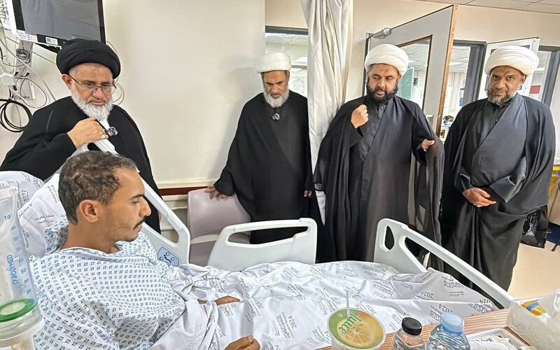 عیادت علمای سرشناس بحرین از جوان مجروح عاشورایی