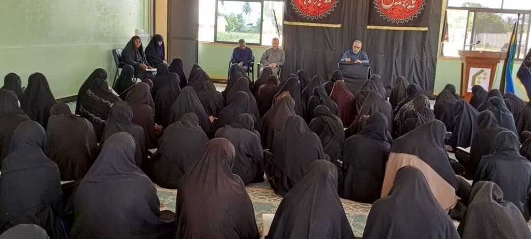 نقش زنان در ماندگاری پیام عاشورا از نگاه دکتر تقوی رئیس جامعه المصطفی تانزانیا