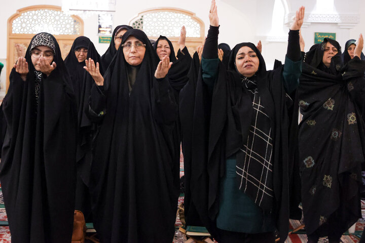 محفل قرآنی «ام‌ابیها» در حرم مطهر رضوی