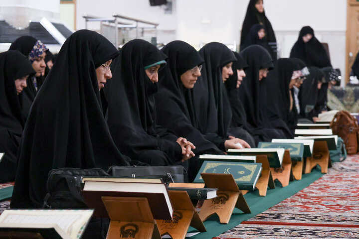 محفل قرآنی «ام‌ابیها» در حرم مطهر رضوی